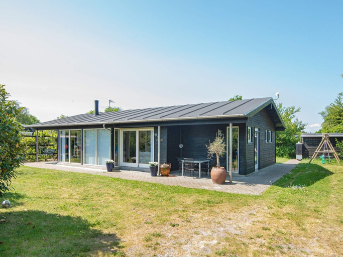 Exterior & Views, 4 Star Holiday Home in Glesborg, Norddjurs