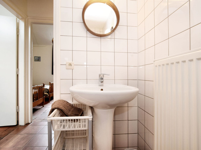 Bathroom 3, Nice Apartments in a Monumental Square Farm, Liège