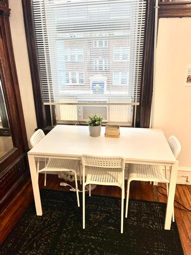 Dining Room 10