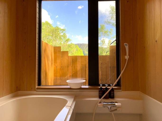 Bathroom 3, Glamping La Fonte, Kōshū