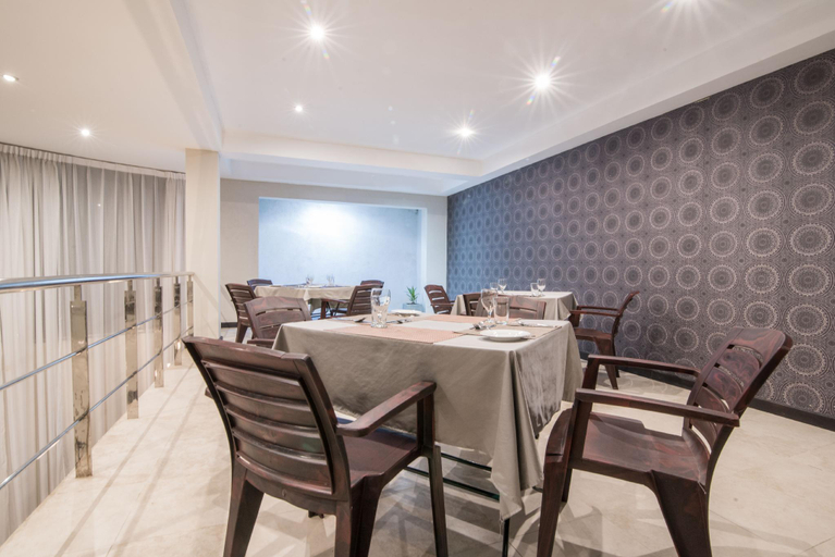 Food & Drinks 5, W Residence Kandy, K.F.G. & G. Korale
