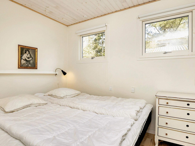 Bedroom 3, 4 Person Holiday Home in Lokken, Hjørring