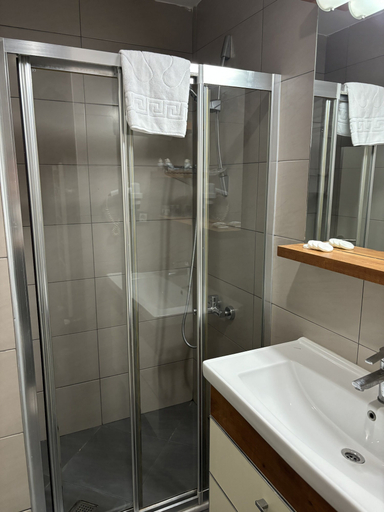 Bathroom 5, Upart Home, Merkez
