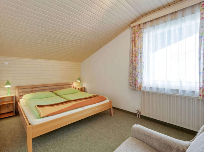 Bedroom 2, Apartment near Gerlitzen ski area, Villach Land