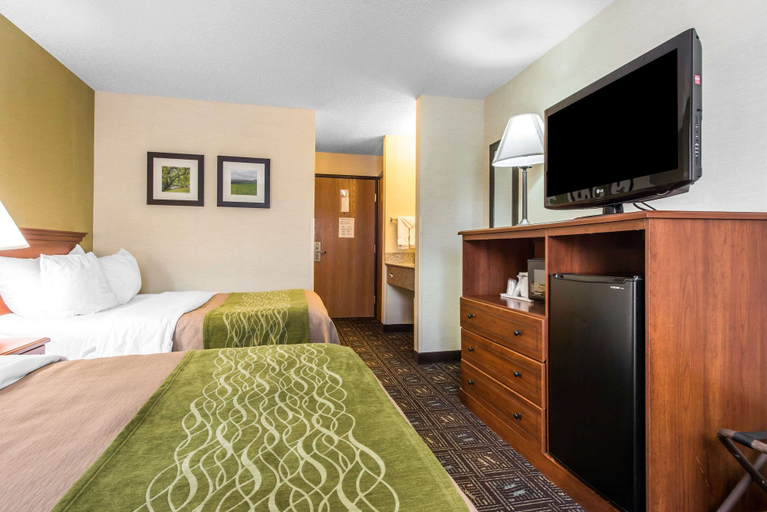 Bedroom 3, Comfort Inn Weirton - Steubenville, Brooke
