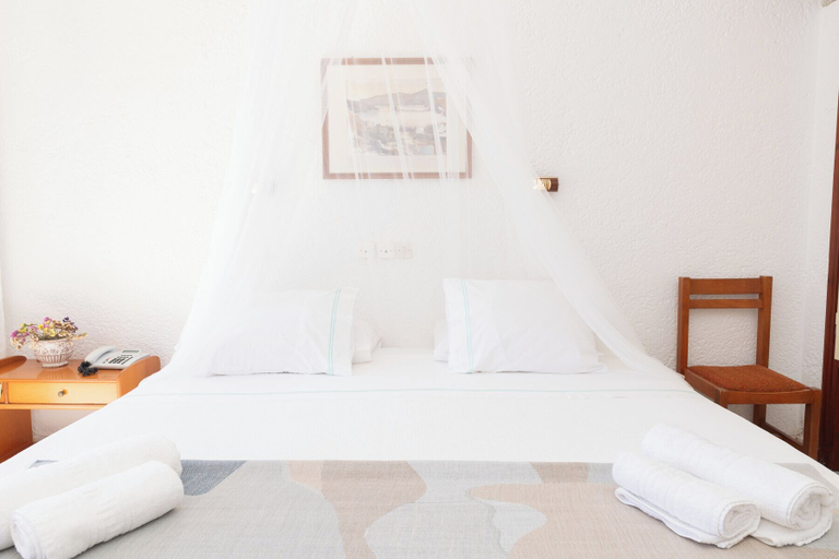 Bedroom 3, Golden Sun Hotel Patmos, South Aegean