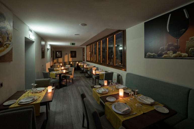 Food & Drinks 5, Las Montanas de Pumar Nucleo turistico rural, Asturias