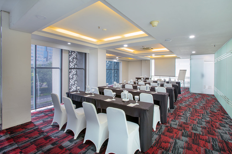 Business Facilities 30