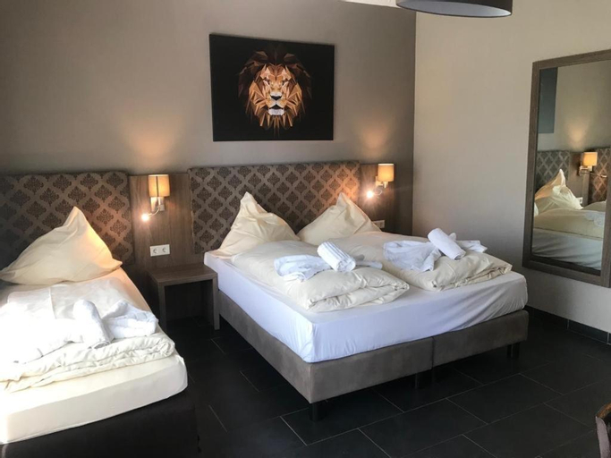 Bedroom 8