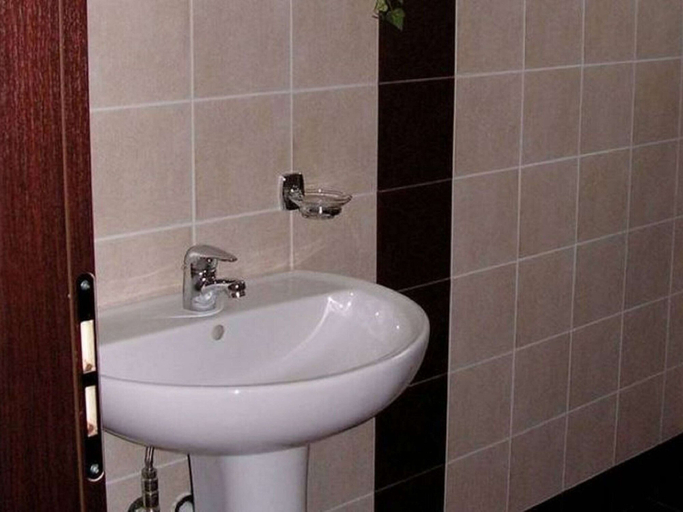 Bathroom 3, Beautiful, Modern, Luxuriously Villa, Private Swimming Pool 8 p NW Coast, Crete, Crete
