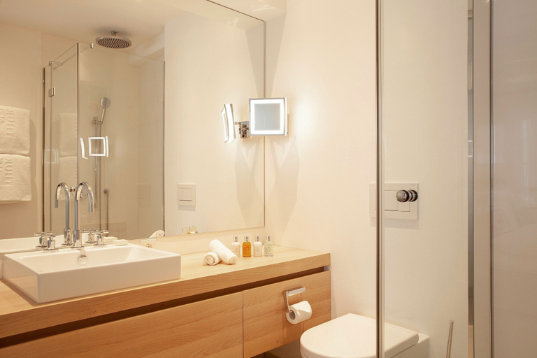 Bathroom 5, A-ROSA Hotel Thurnher's Alpenhof, Bludenz
