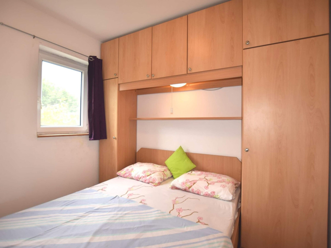 Bedroom 2, Modern Pool Apartment in Banjole, Medulin
