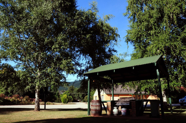High Country Motor Inn Bright, Alpine - East
