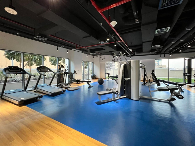 Room 3, Silkhaus Modern New Building Pool Gym, Dubai
