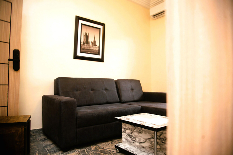 Others 4, Aylesbury homes luxury apartments, Eti-Osa