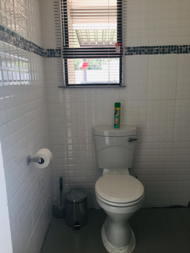 Others 4, Sinesan Guesthouse, Sedibeng