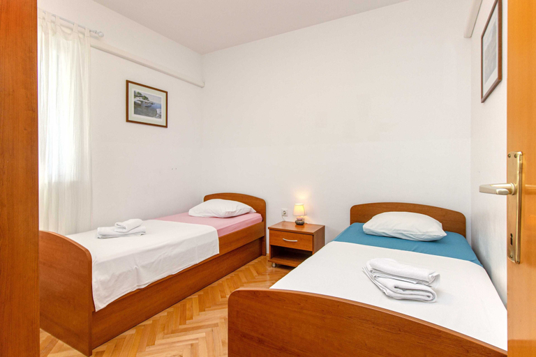 Bedroom 2, Apartments N&N, Vodice