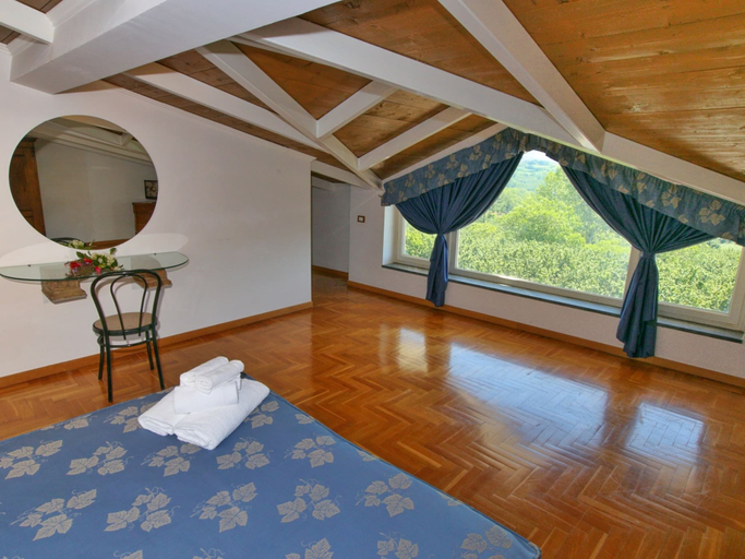 Bedroom 3, Holiday Home in San Cipriano With Pool, Salerno
