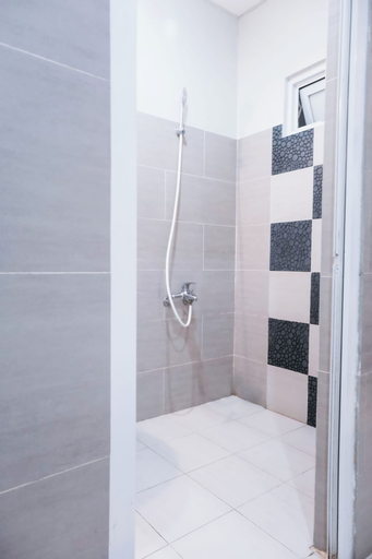 Bathroom 5