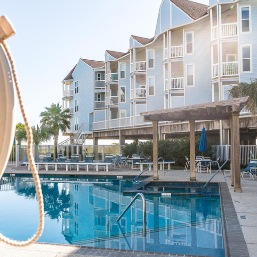 Room 4, Great Pools and Easy Access to Ocean - Get Beach Dazed, Galveston