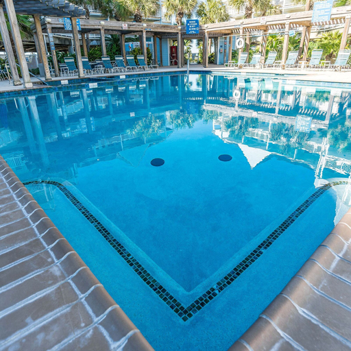 Room 5, Great Pools and Easy Access to Ocean - Get Beach Dazed, Galveston