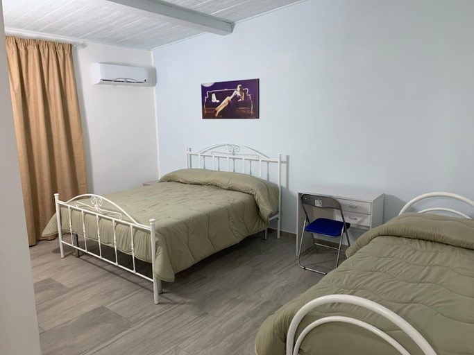 Others 5, Casa Acito, Foggia