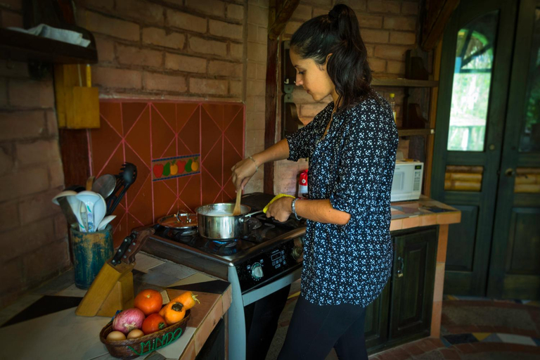 Food & Drinks 4, Sacha Urco Lodge -Private Cloud Forest Reserve in Mindo- Lugar remoto- 4x4 recommended, San Miguel de los Bancos
