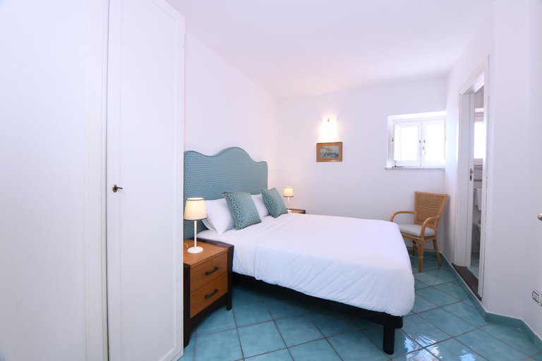 Bedroom, Amalfitano Apartments, Salerno