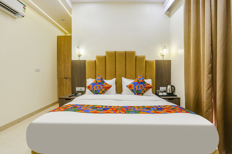 Bedroom 2, Fabhotel Vishesh Villas, Delhi
