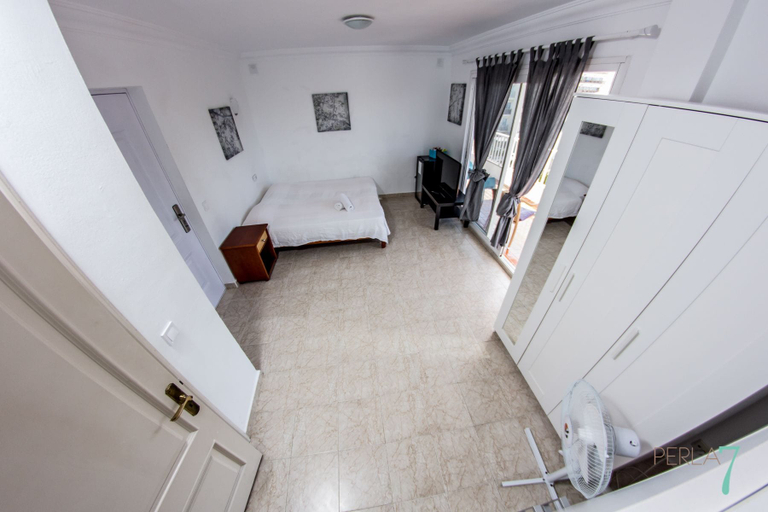 Bedroom 3, Perla Seven Apartments, Baleares