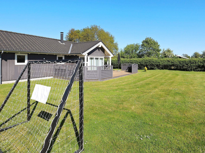Others 5, 6 Person Holiday Home in Vaeggerlose, Guldborgsund
