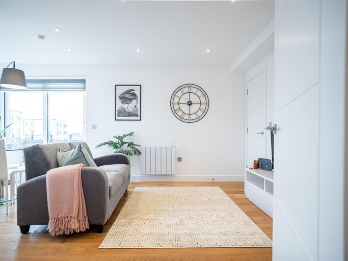 Living area 4, Onebedroom Near Eton College by Belvilla, Slough