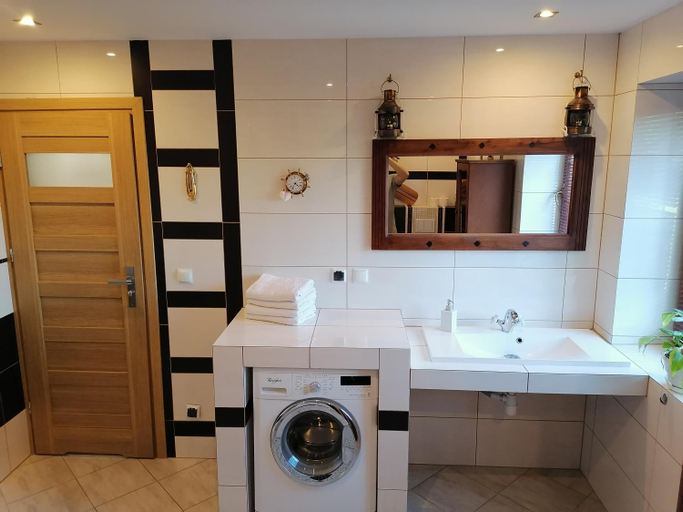 Others 5, Apartamenty pod Dzikowcem u Ani, Wałbrzych