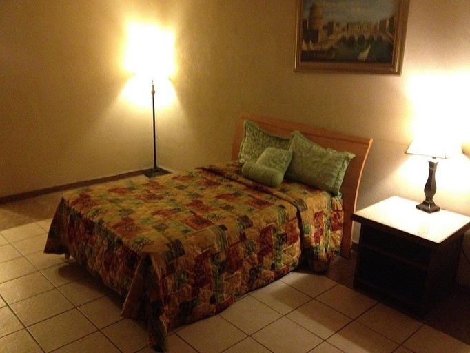 Bedroom 3, Su Casa Inn & Suites, Cameron