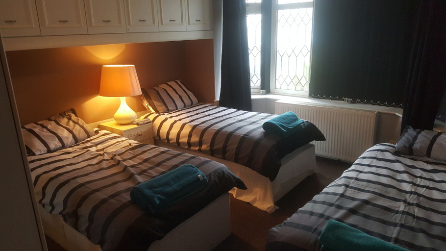 Bedroom 3, John Wayne Lodge, East Sussex