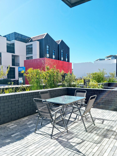 Others 5, Bridgewater One by Smart City Stays, City of Cape Town