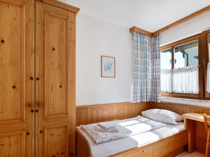 Bedroom 2, Ferienwohnung mit Bergaufenthalt in Schonau, Berchtesgadener Land