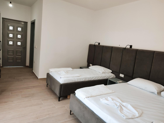 Bedroom 2, Petros rooms, Vlorës