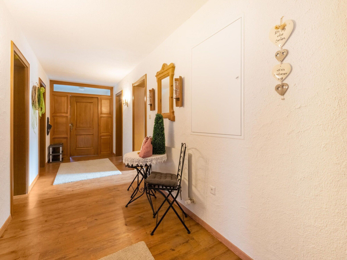 Others 5, Beautiful Apartment in Langenfeld With Terrace, Imst