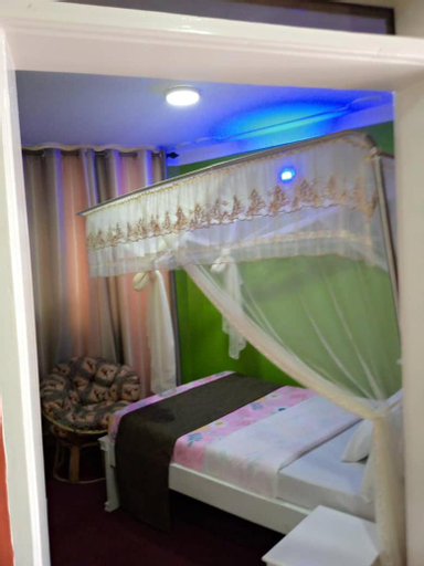 Bedroom 19