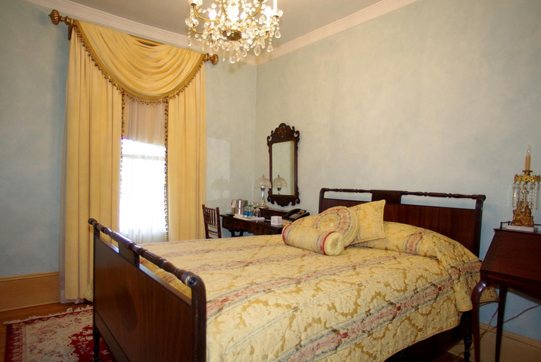 Bedroom 2, The Hotel Magnolia, Baldwin
