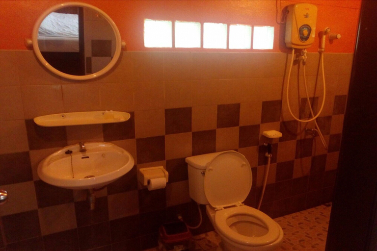 Bathroom 3, Saint Tropez Resort, Koh Chang