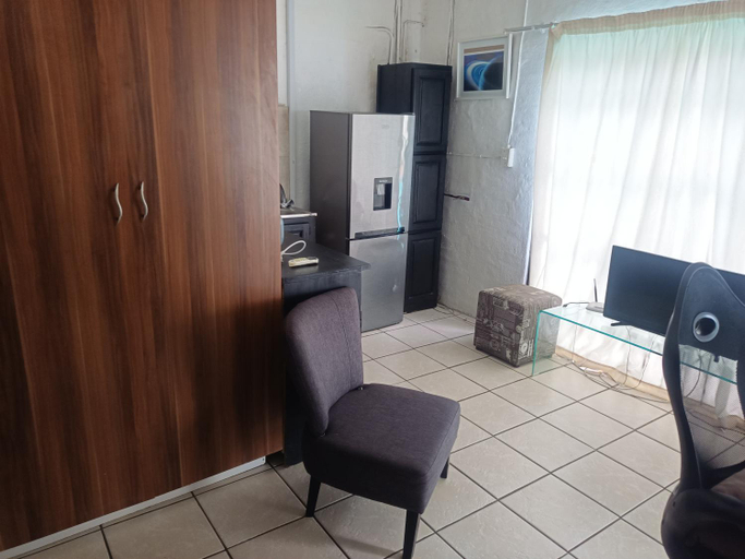 Others 3, Trinity Cottage, Sedibeng