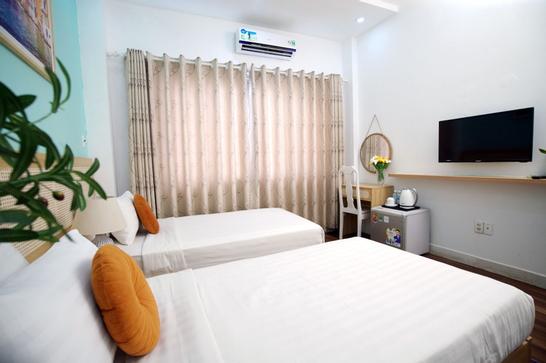Bedroom 24