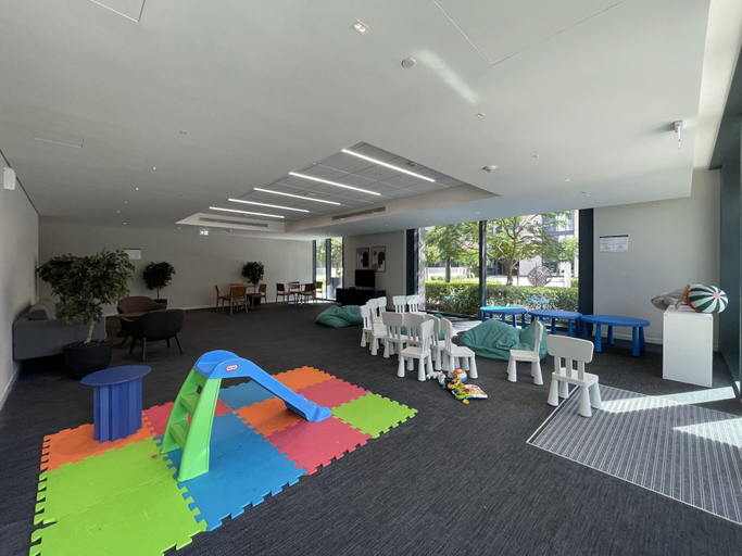 Room 3, Silkhaus Modern in Downtown In Boulevard Heights, Dubai