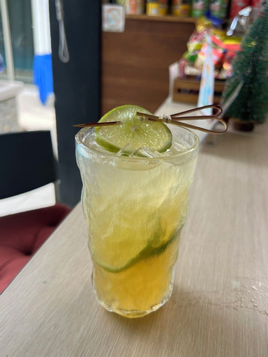 Food & Drinks 7