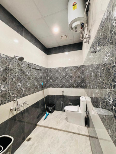 Bathroom 5, NAMAHSTAY AYODHYA, Faizabad