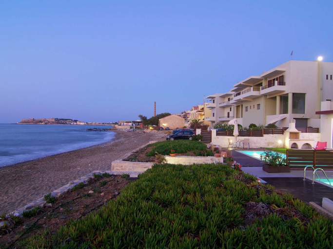 Exterior & Views 2, Beachfront Villa With a Private Pool, Crete