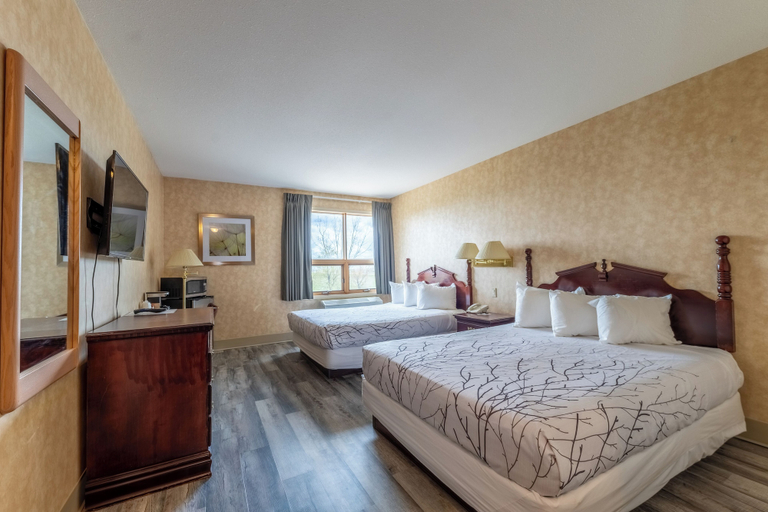 Bedroom 3, Pilgrim Inn, Division No. 7