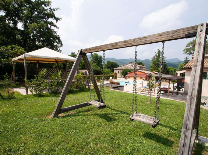 Property grounds, Your Piobbico Holiday Home, Pesaro E Urbino